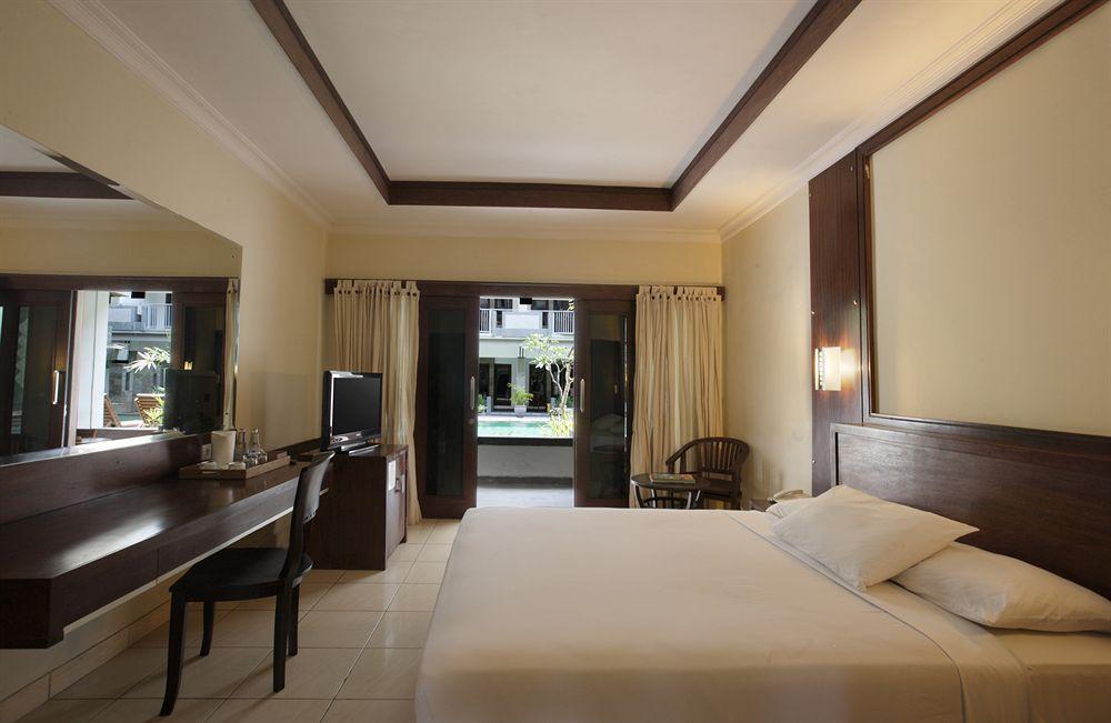 Champlung Mas Hotel Legian Экстерьер фото