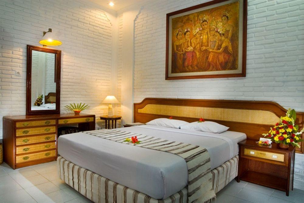 Champlung Mas Hotel Legian Экстерьер фото