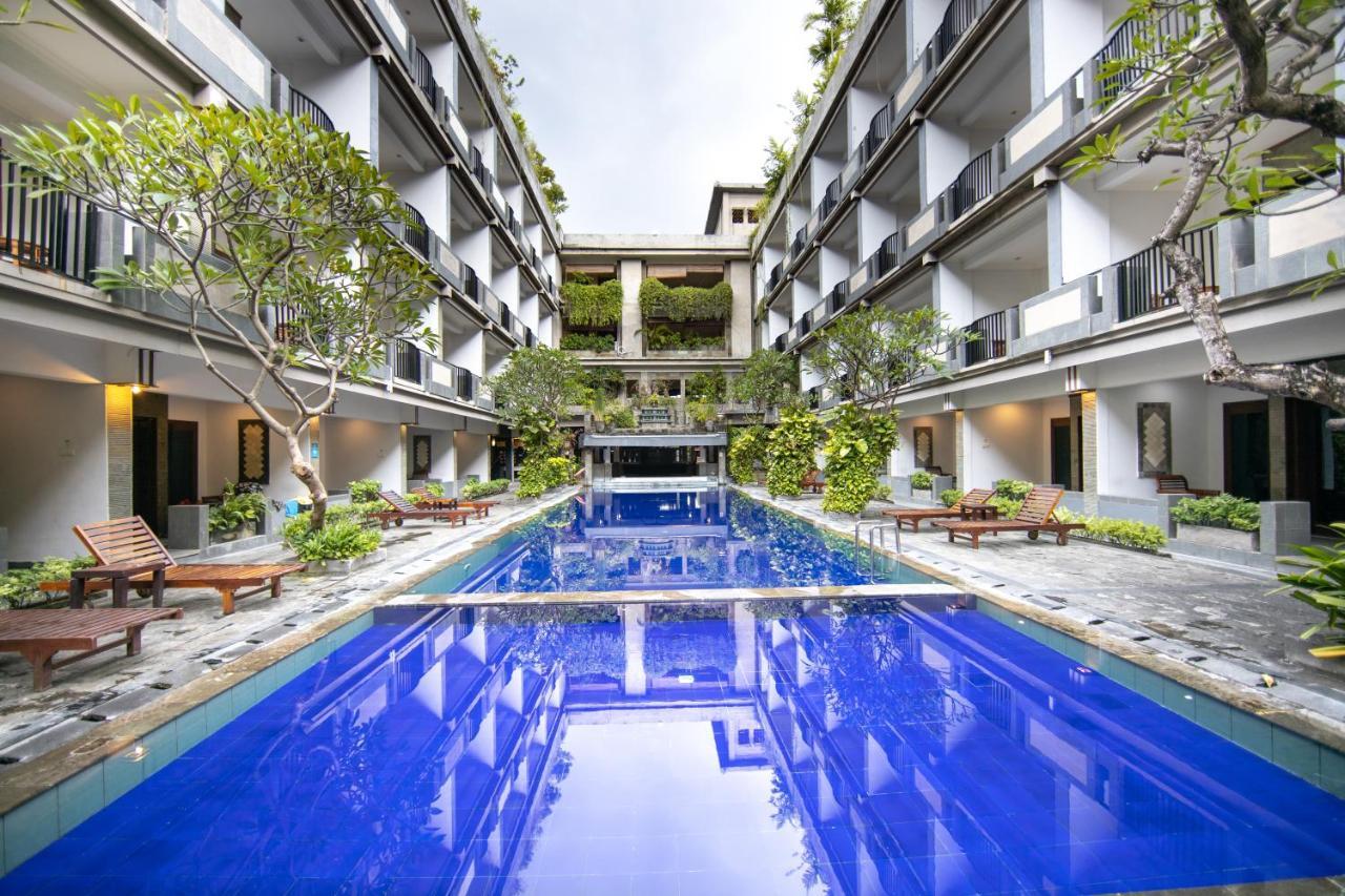 Champlung Mas Hotel Legian Экстерьер фото