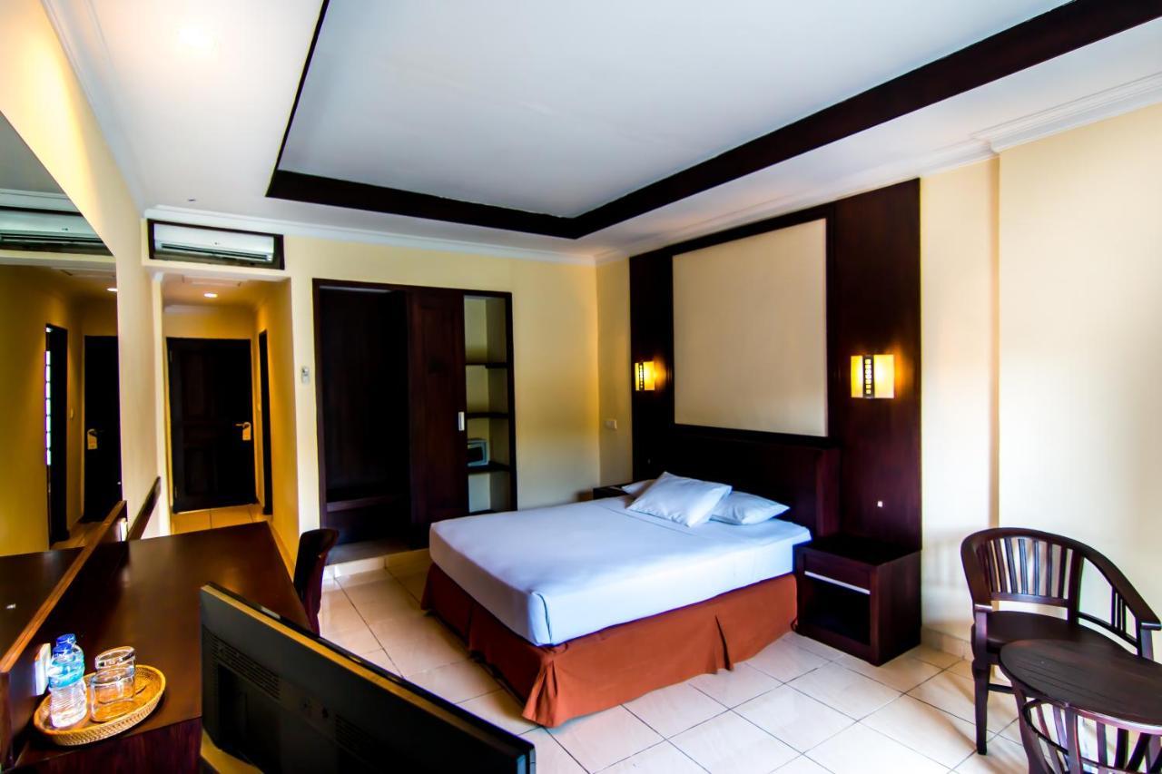 Champlung Mas Hotel Legian Экстерьер фото