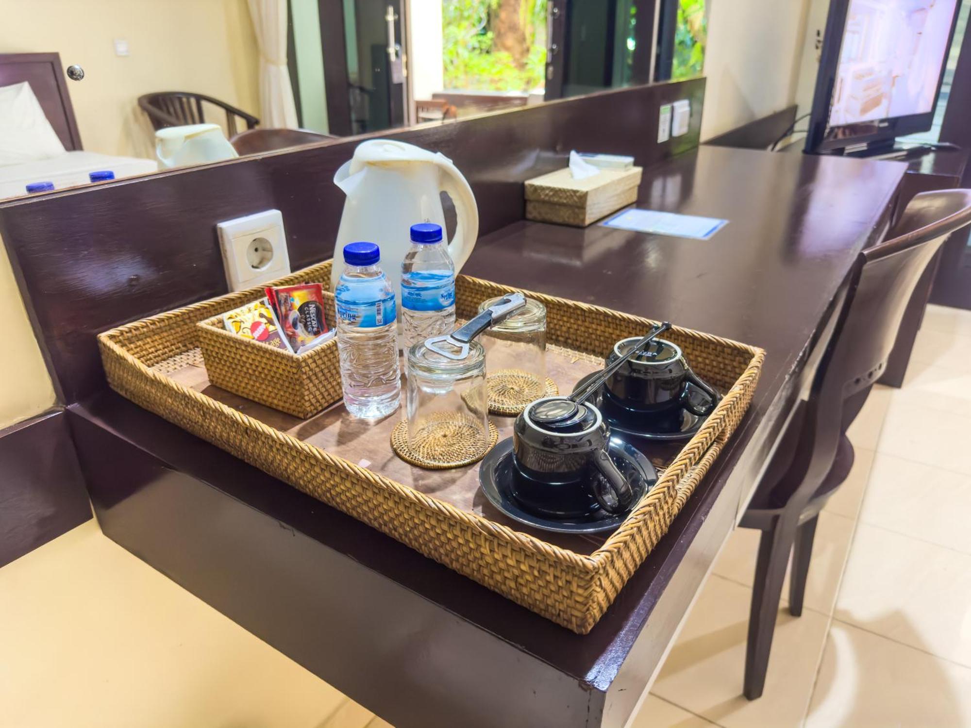 Champlung Mas Hotel Legian Экстерьер фото