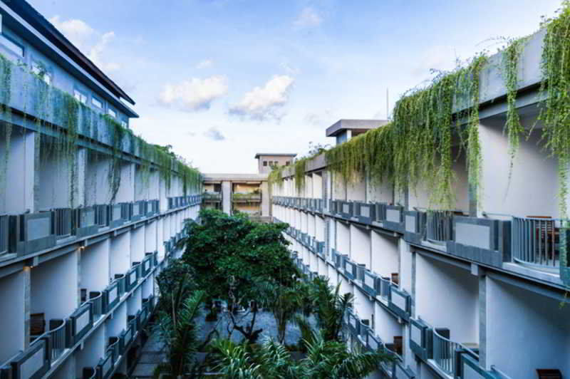Champlung Mas Hotel Legian Экстерьер фото
