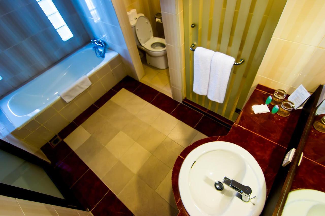 Champlung Mas Hotel Legian Экстерьер фото